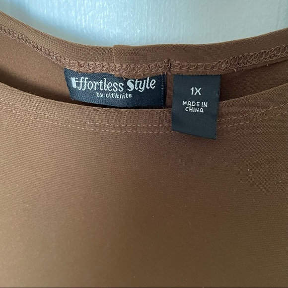 Sleeveless brown dress - Picture 3 of 4